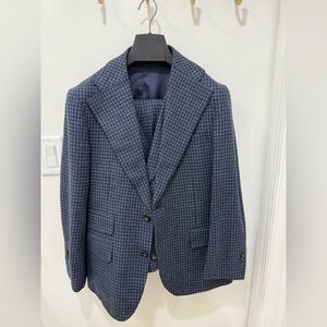 Suitsupply 3 peice houndstooth Suit